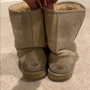 Ugg Classic Short Boot in Sand